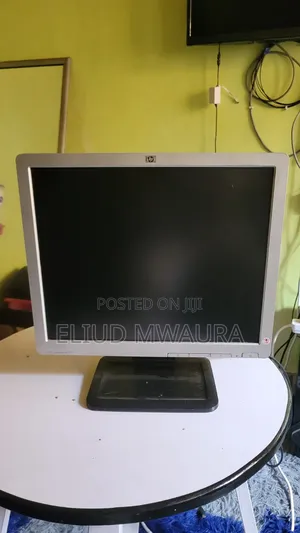 Hp Compaq Le1711 17" Square LCD Monitor (Clean Condition)