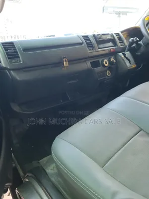 Toyota HiAce 2015 Grey