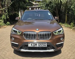 BMW X1 xDrive28i AWD 2016 Brown