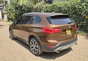 BMW X1 xDrive28i AWD 2016 Brown