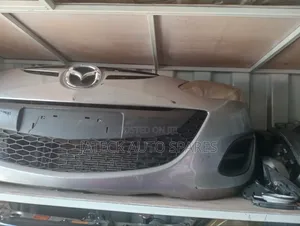 Mazda Demio Nose Cut