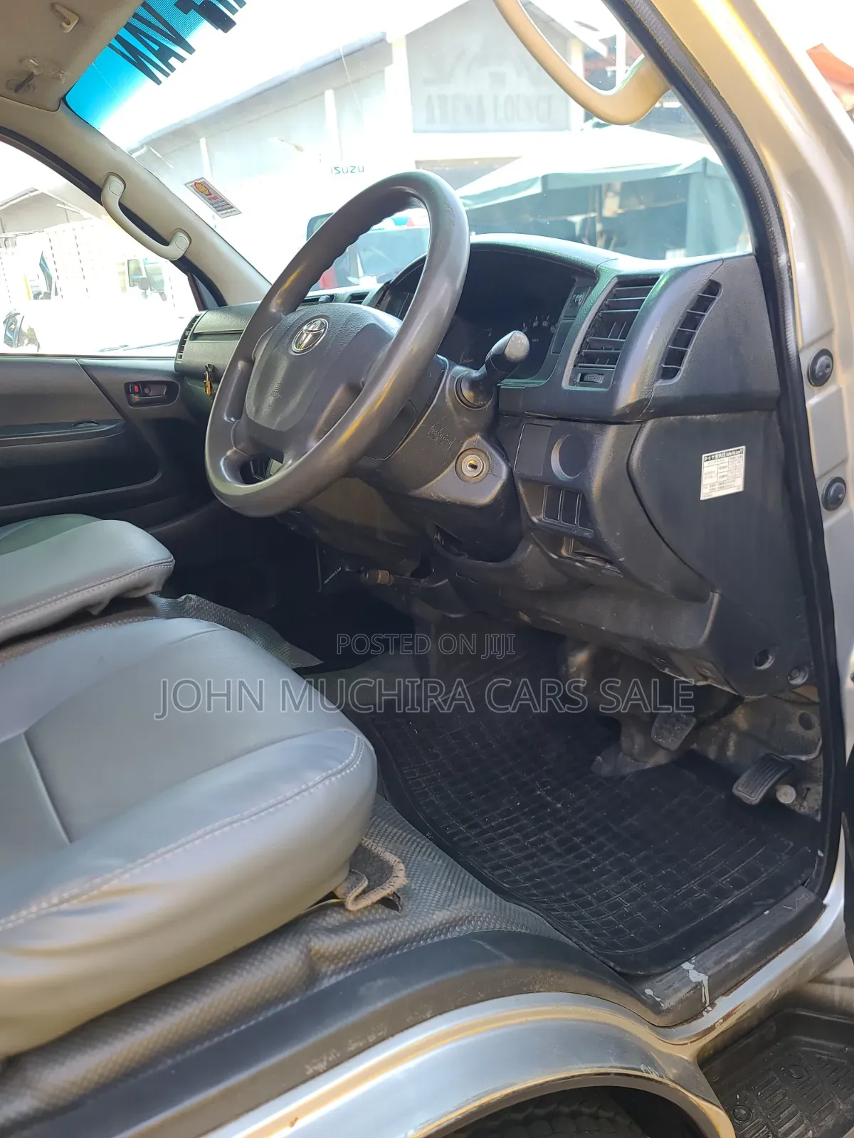 Toyota HiAce 2015 Grey
