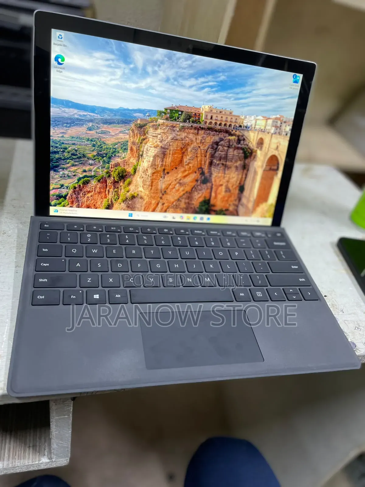 Laptop Microsoft Surface Pro 6 8GB Intel Core i7 SSD 256GB
