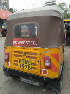 Bajaj RE 2021 Yellow