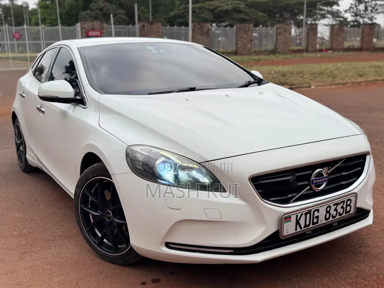 Volvo V40 2014 White