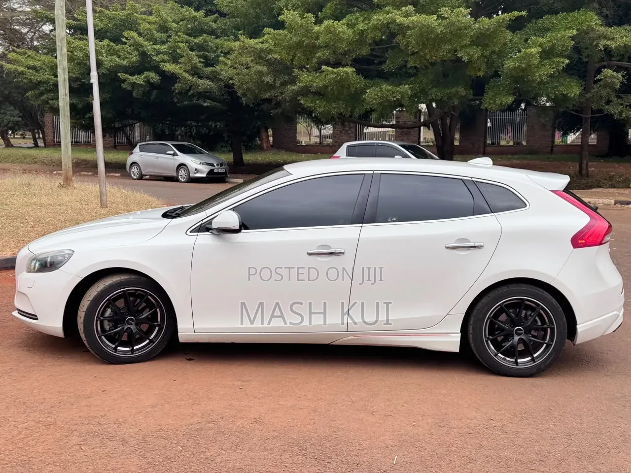 Volvo V40 2014 White