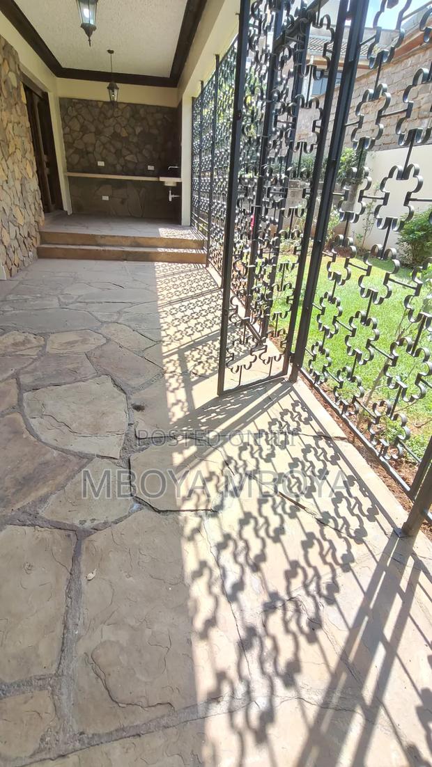 5bdrm House in Parklands for rent - thumbnail 3