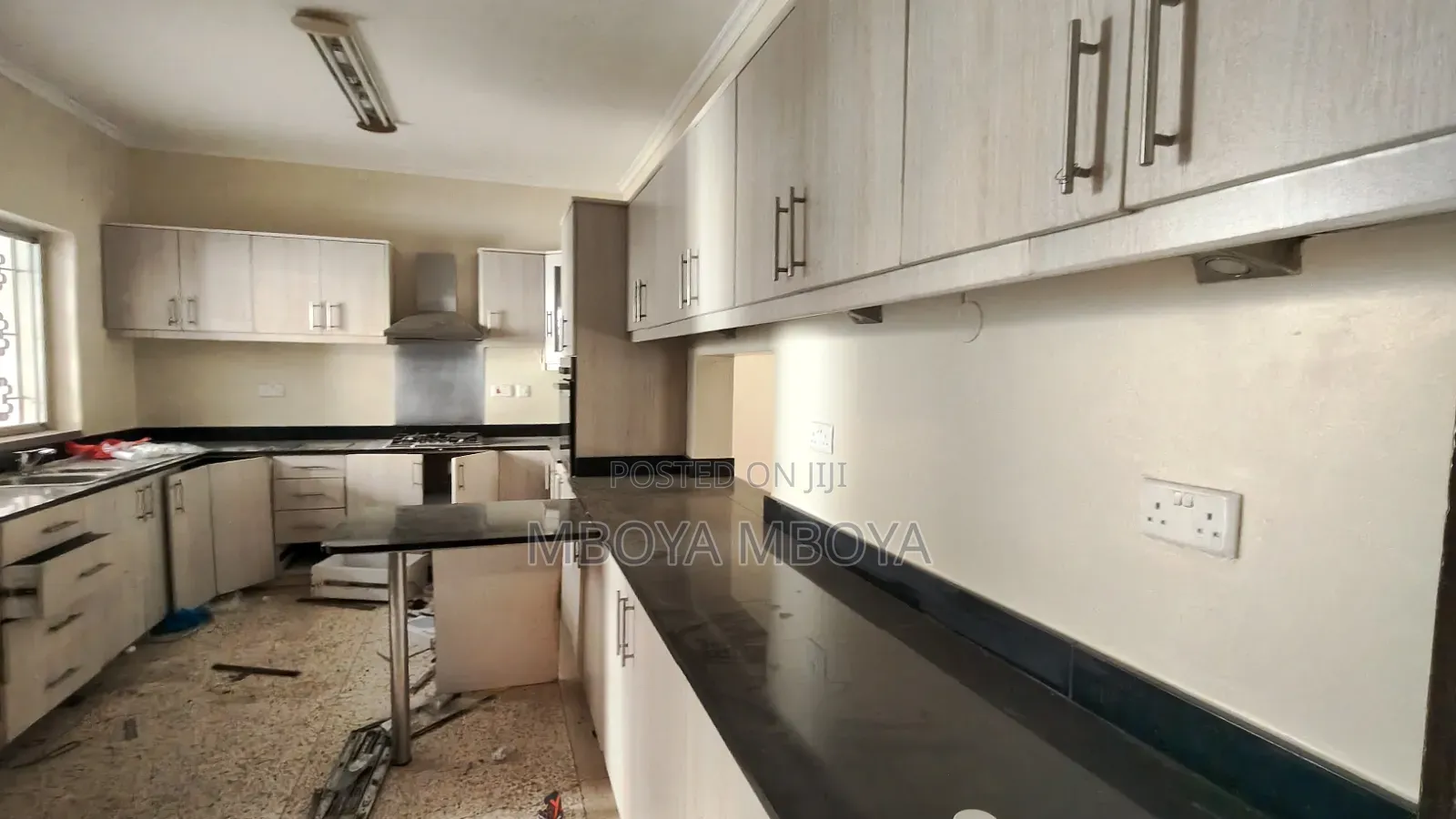 5bdrm House in Parklands for rent