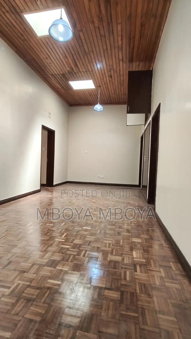 5bdrm House in Parklands for rent - thumbnail 10