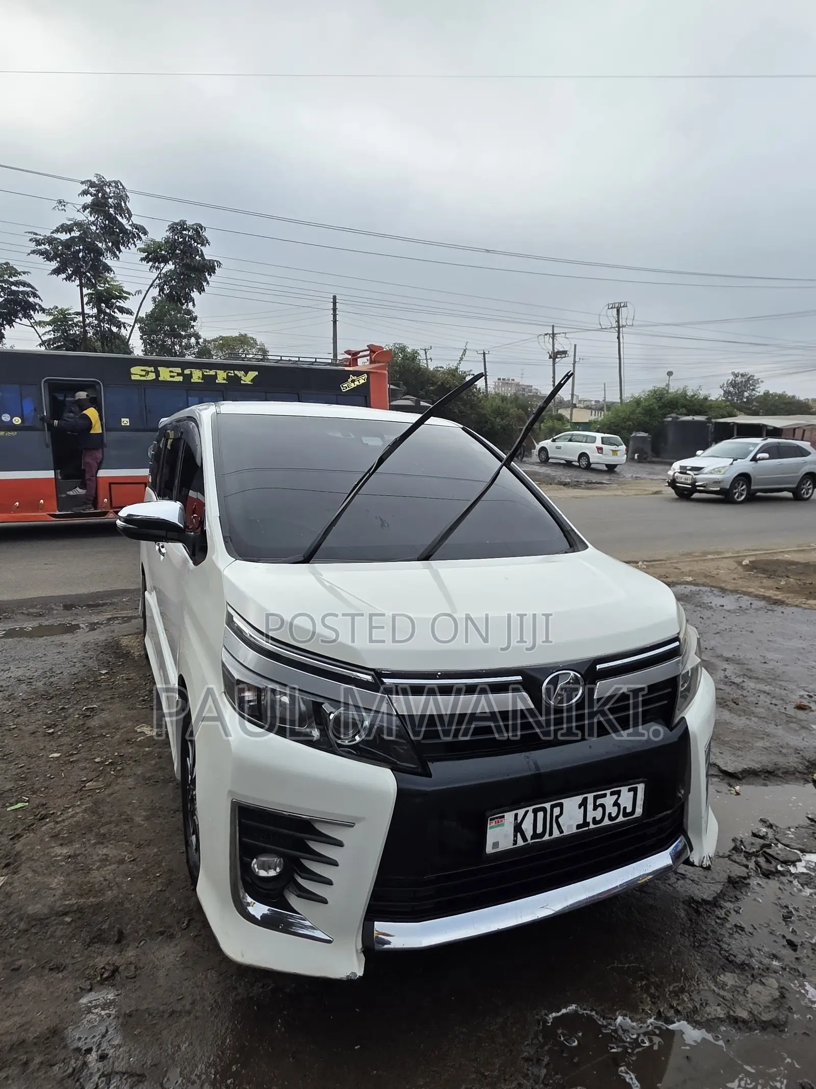 Toyota Noah 2017 White