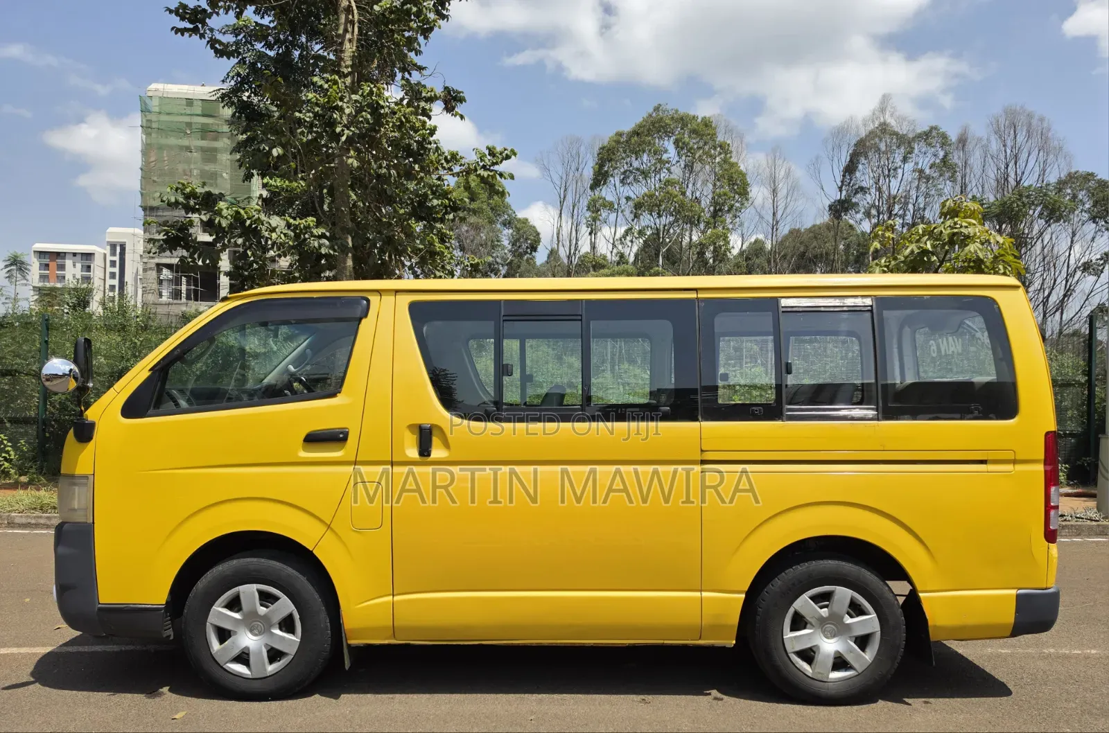 Toyota HiAce 2007 Yellow