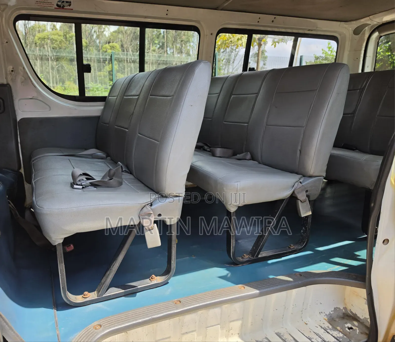 Toyota HiAce 2007 Yellow