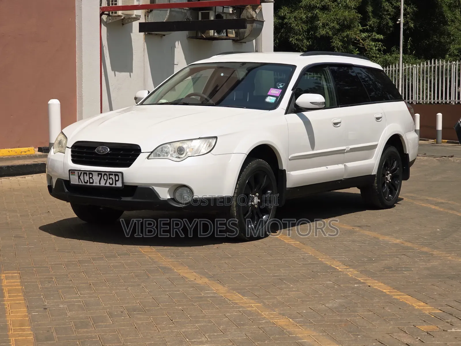 Subaru Outback 2007 White