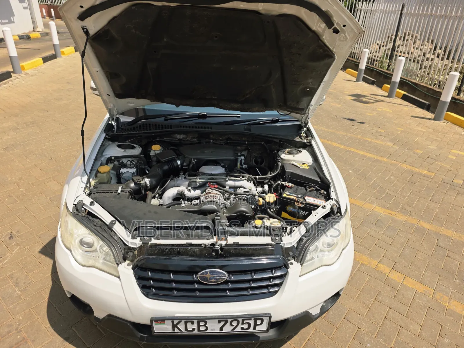 Subaru Outback 2007 White