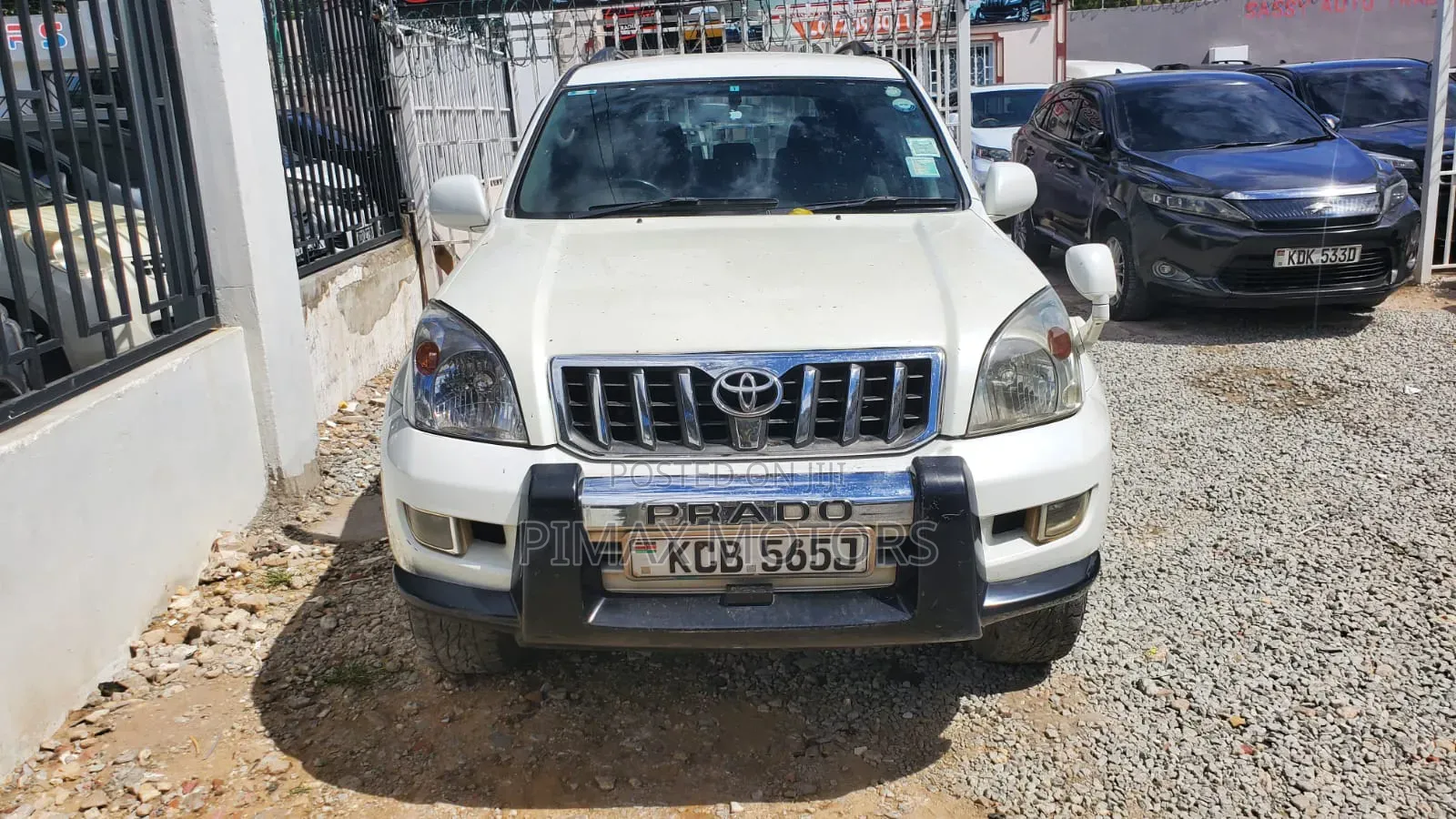 Toyota Land Cruiser Prado 2006 White