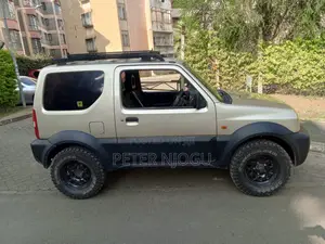 Suzuki Jimny 2016 Gold
