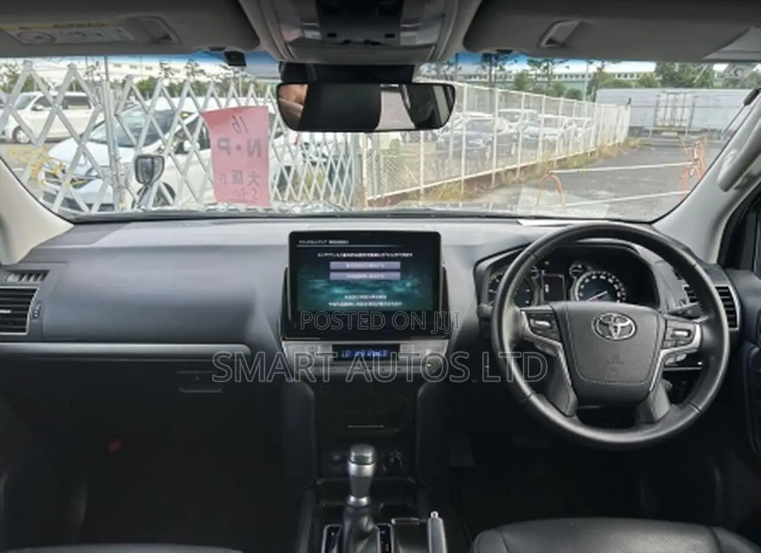 Toyota Land Cruiser Prado 2021 Black