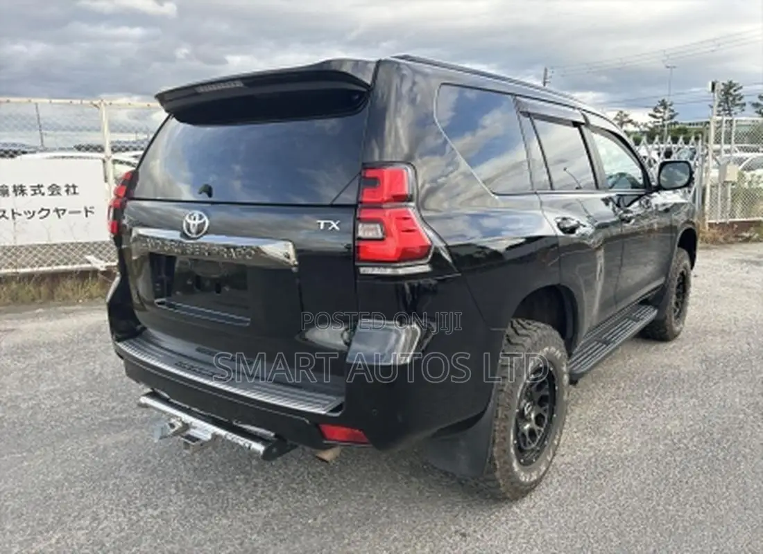 Toyota Land Cruiser Prado 2021 Black