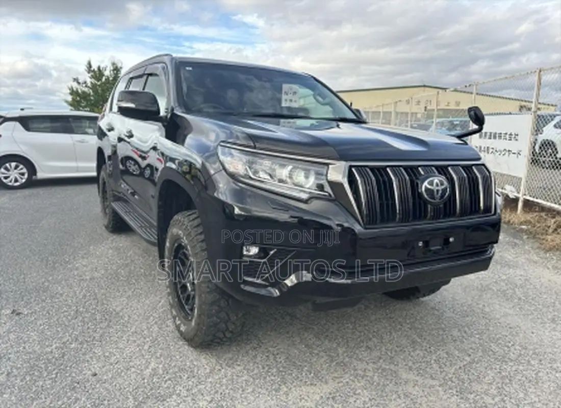 Toyota Land Cruiser Prado 2021 Black