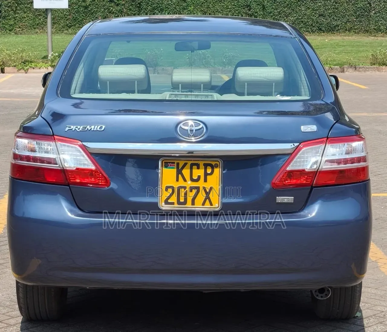 Toyota Premio 2011 Gray