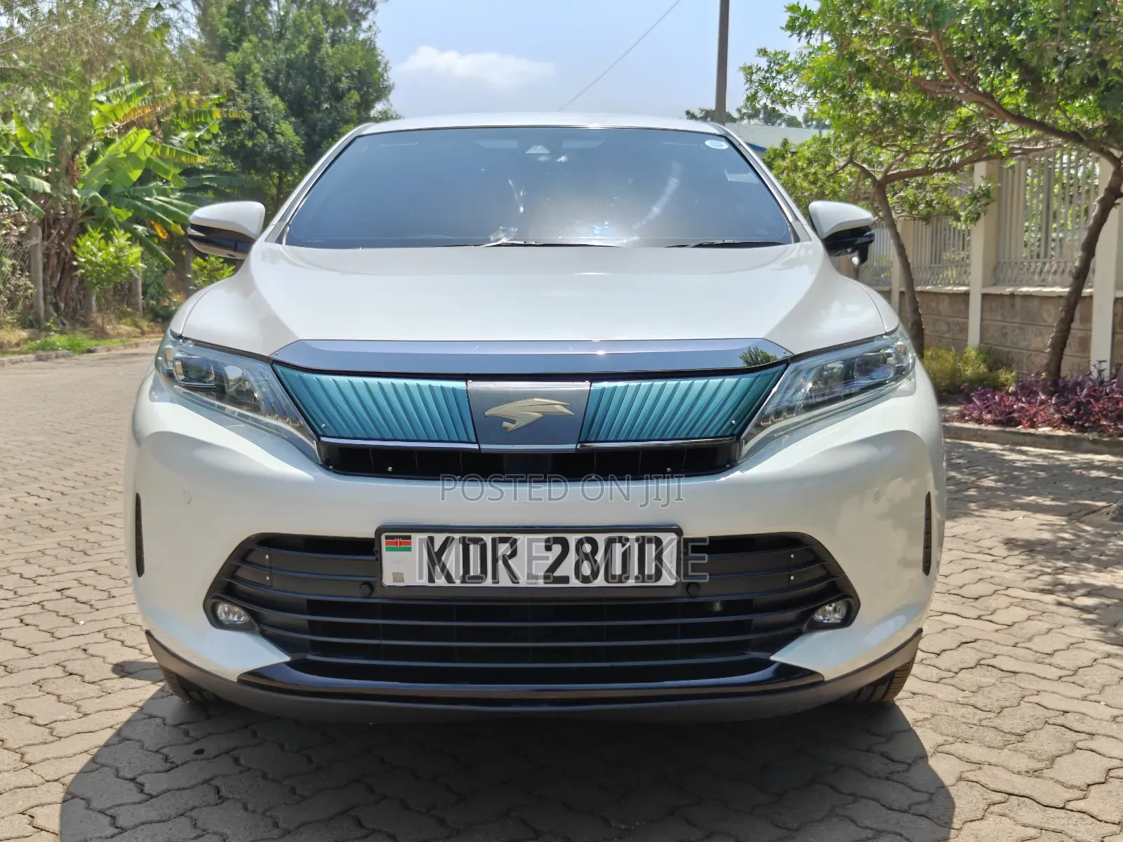 Toyota Harrier 2.0 2017 White