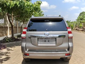 Toyota Land Cruiser Prado 2016 Gold