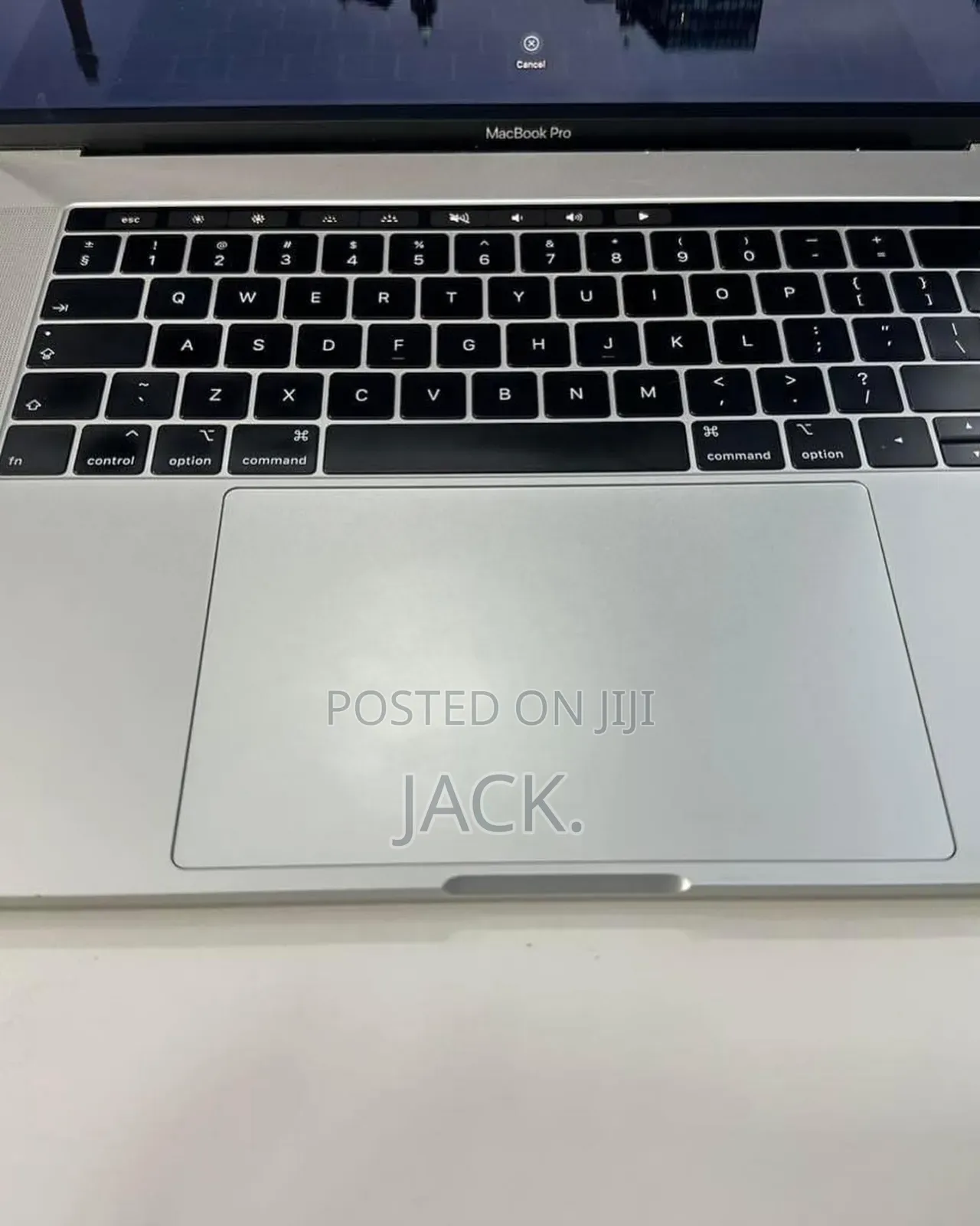 Laptop Apple MacBook 2019 32GB Intel Core i7 SSD 512GB