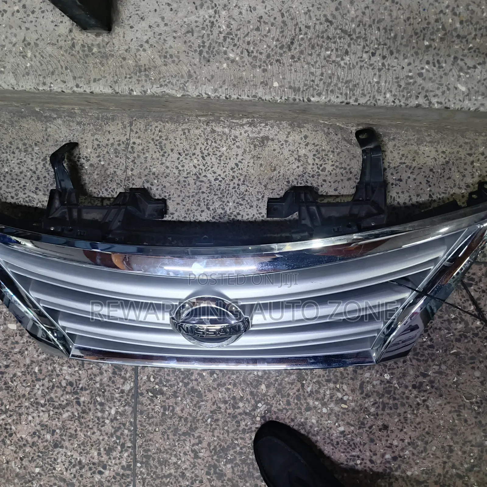 Grille Nissan Sylphy New Model 2016