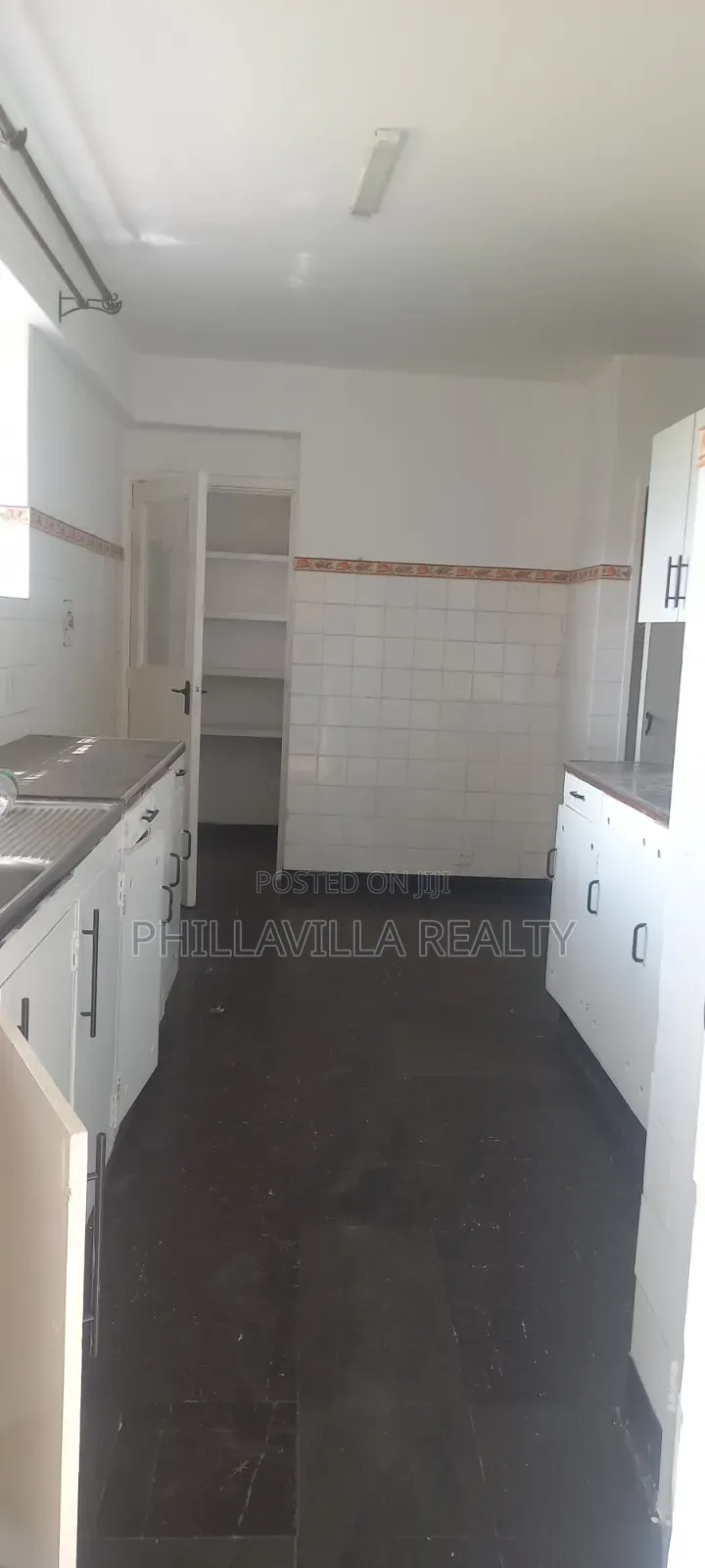 3bdrm Apartment in State House Area for rent
