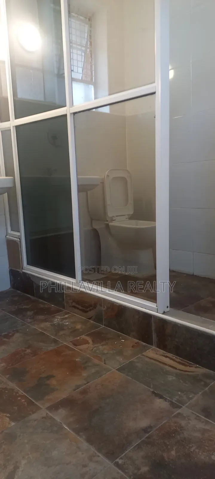 3bdrm Apartment in State House Area for rent
