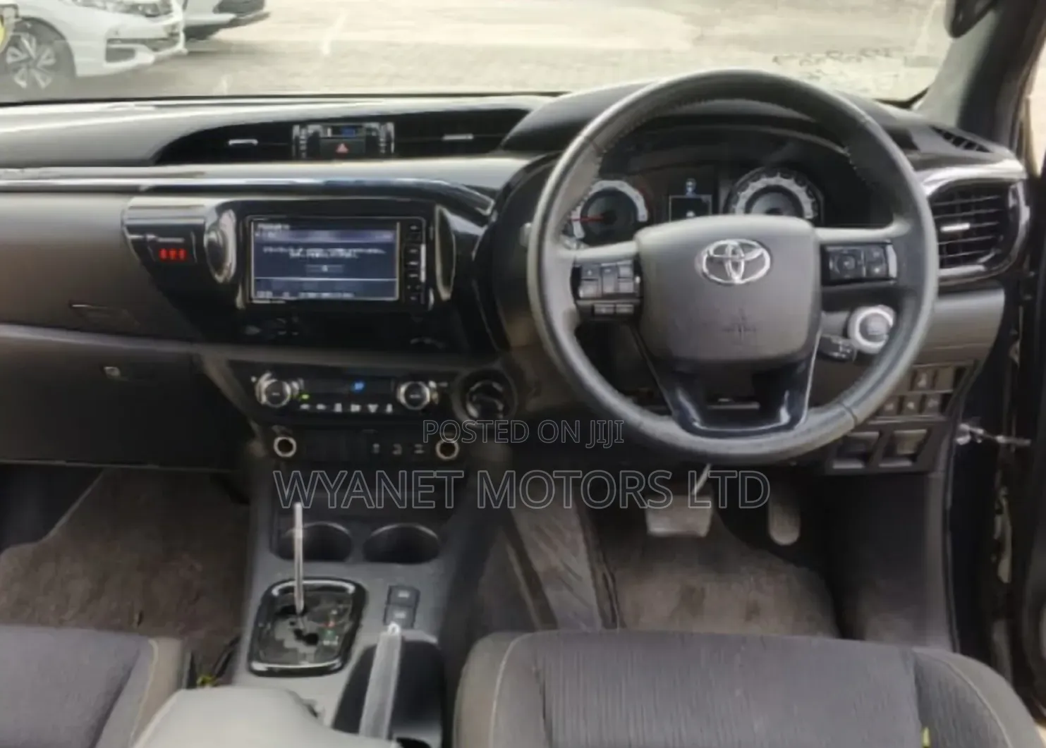 Toyota Hilux 2019 Black
