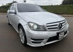 Mercedes-Benz C200 2013 White