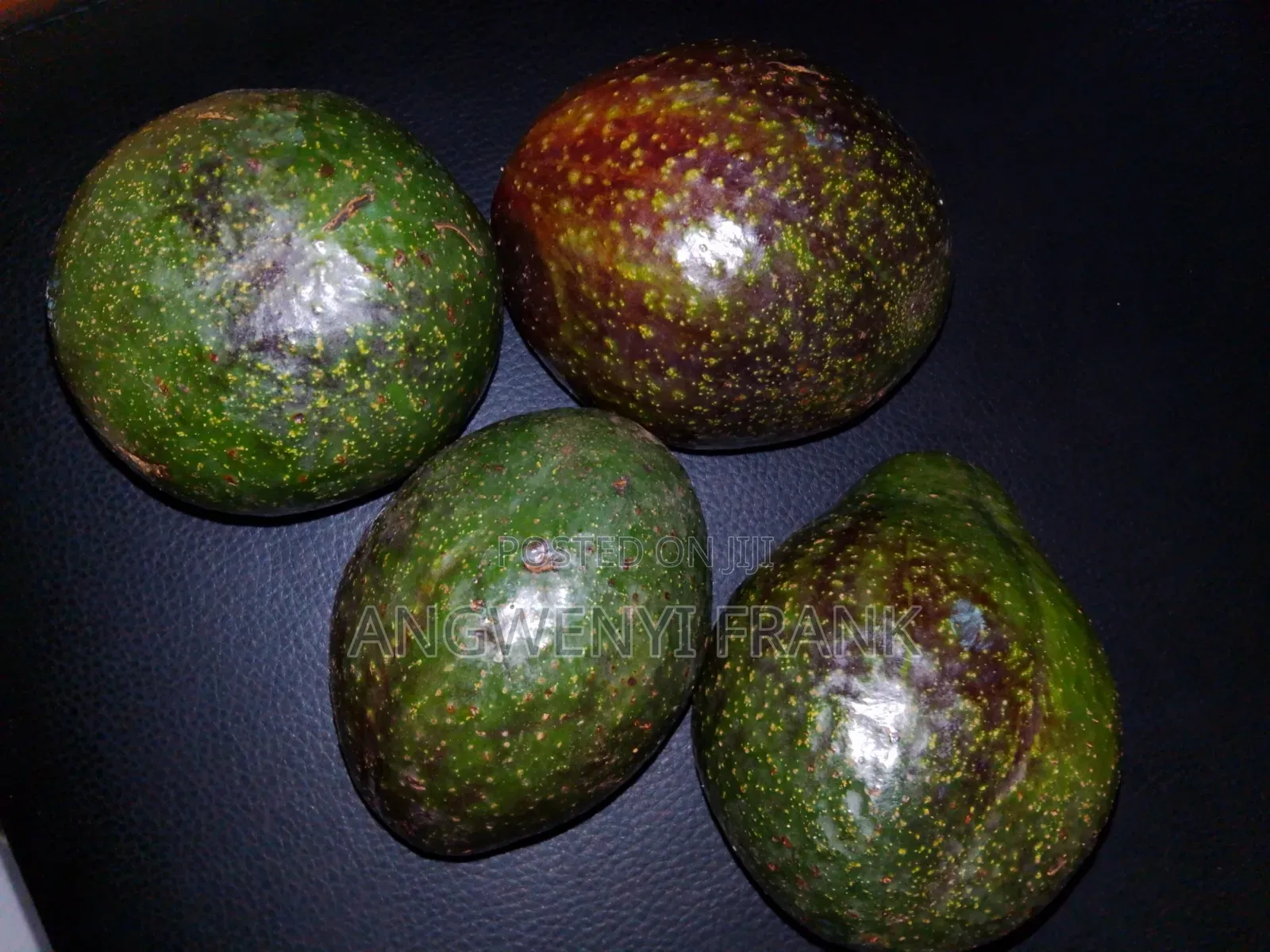 Avacado(Ripe and Unripe)