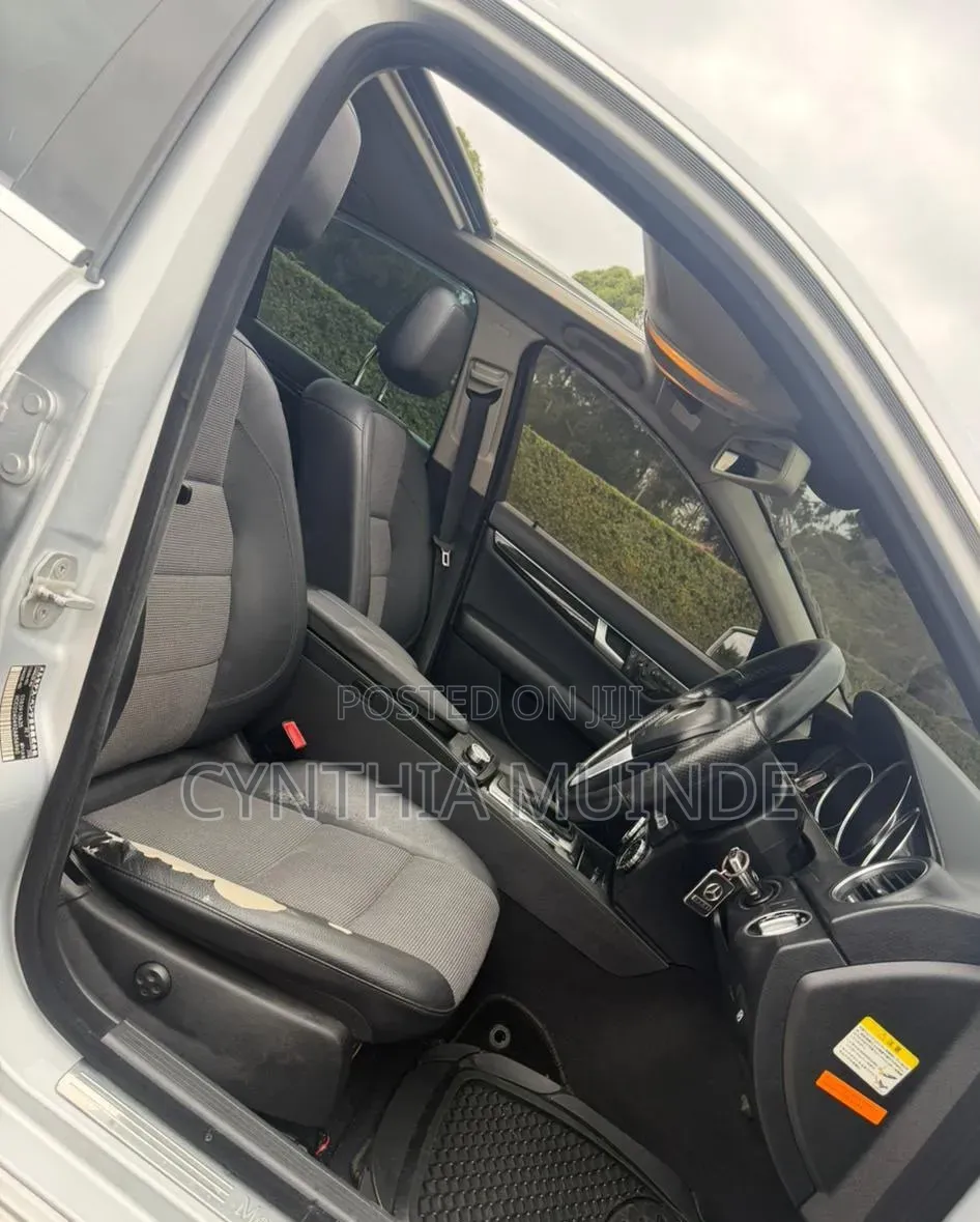 Mercedes-Benz C200 2013 White