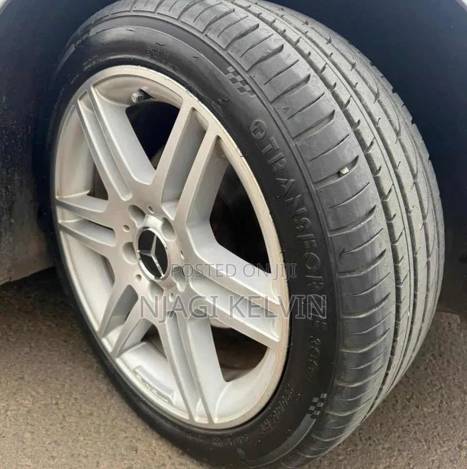 Mercedes-Benz C200 2013 Silver