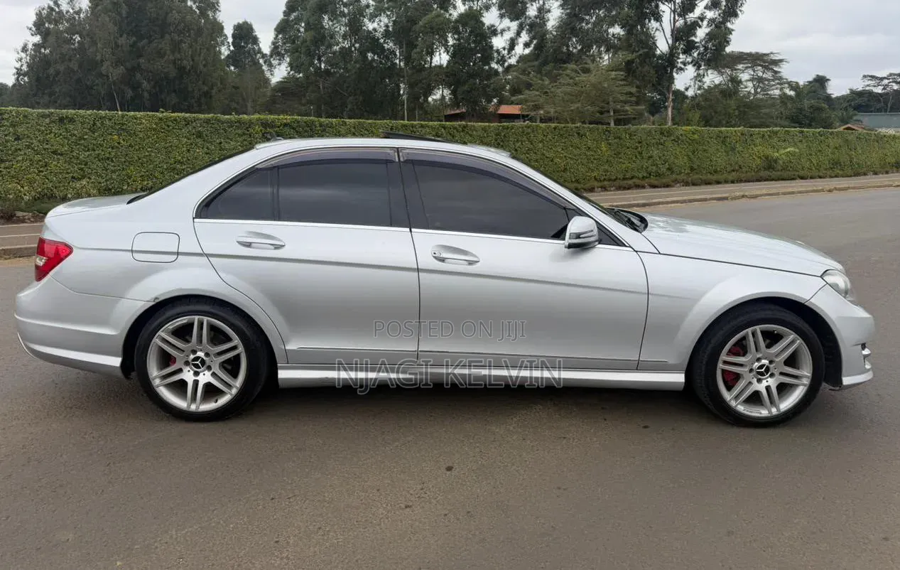 Mercedes-Benz C200 2013 Silver