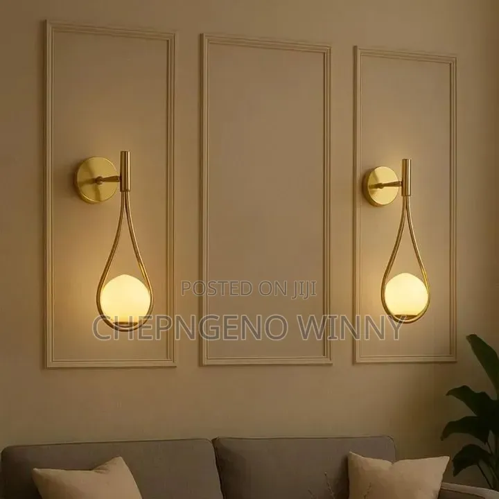 Elegant Wall Lamb