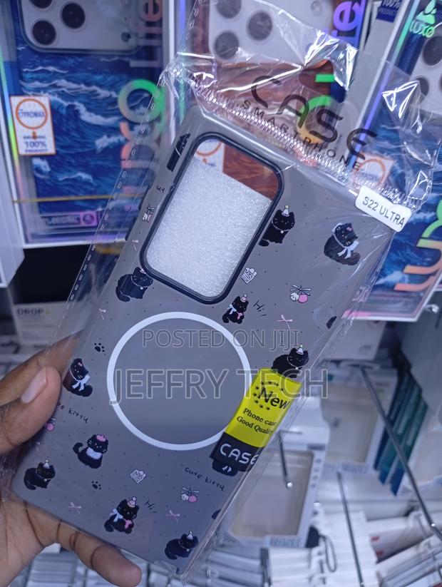 S G22 Ultra Phone Case, Which Features a Whimsical Print - thumbnail 2