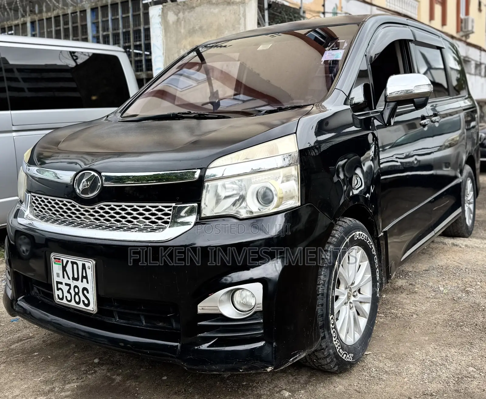 Toyota Voxy 2014 Black