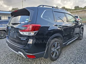 Subaru Forester 2019 Black