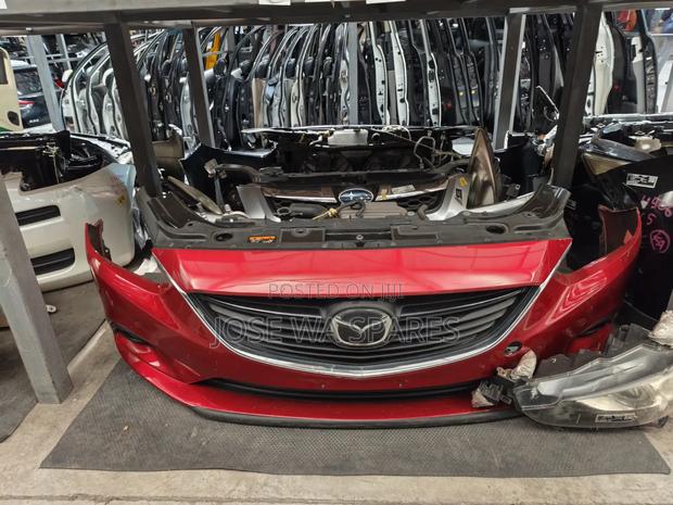 Mazda Atenza Nosecute
