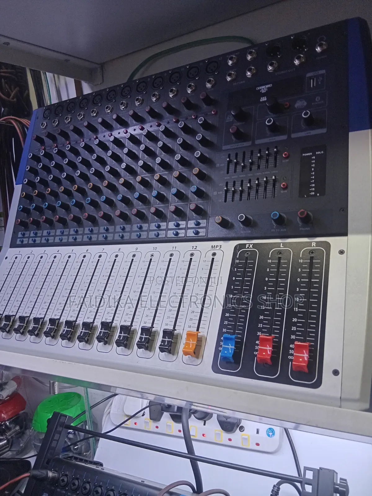 Pro Mixer 12 Channel