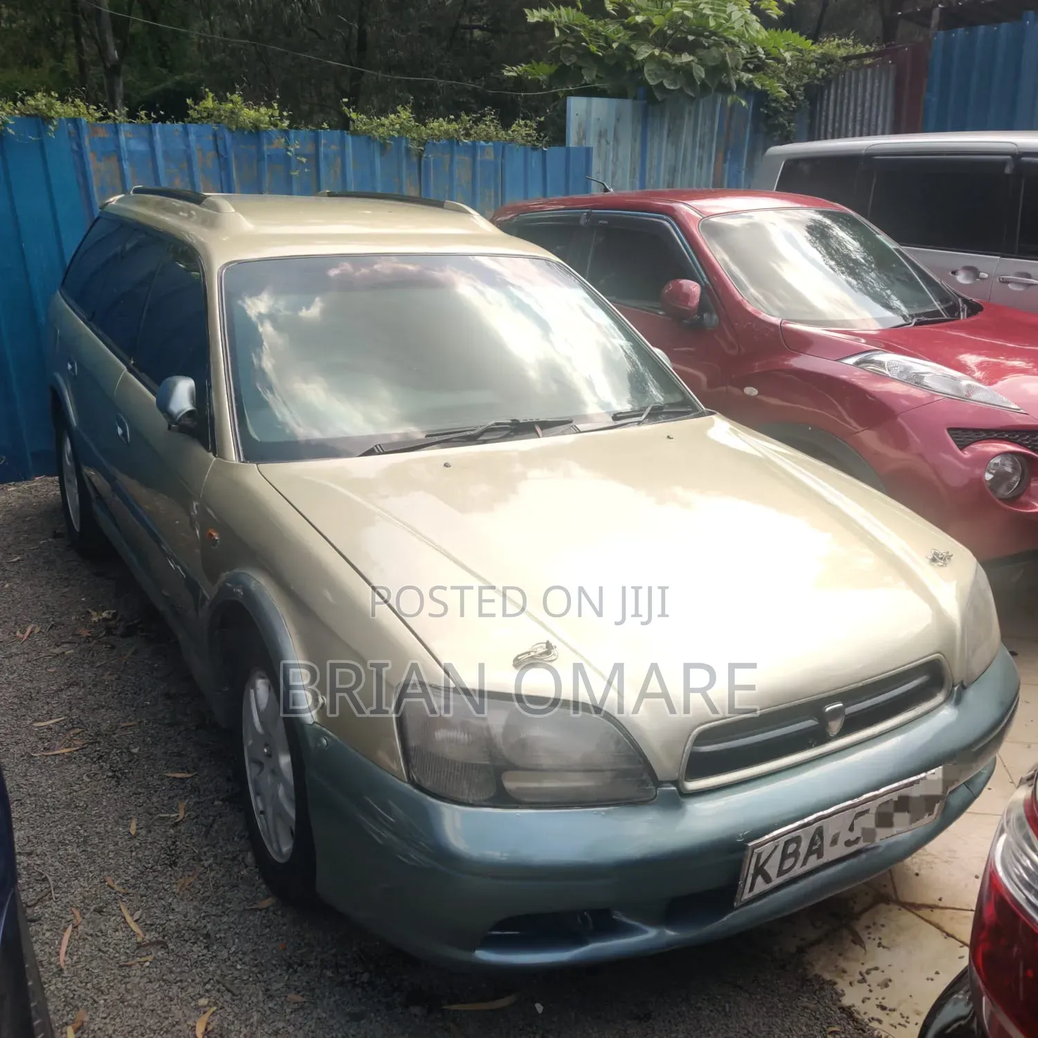 Subaru Legacy 2001 Gold