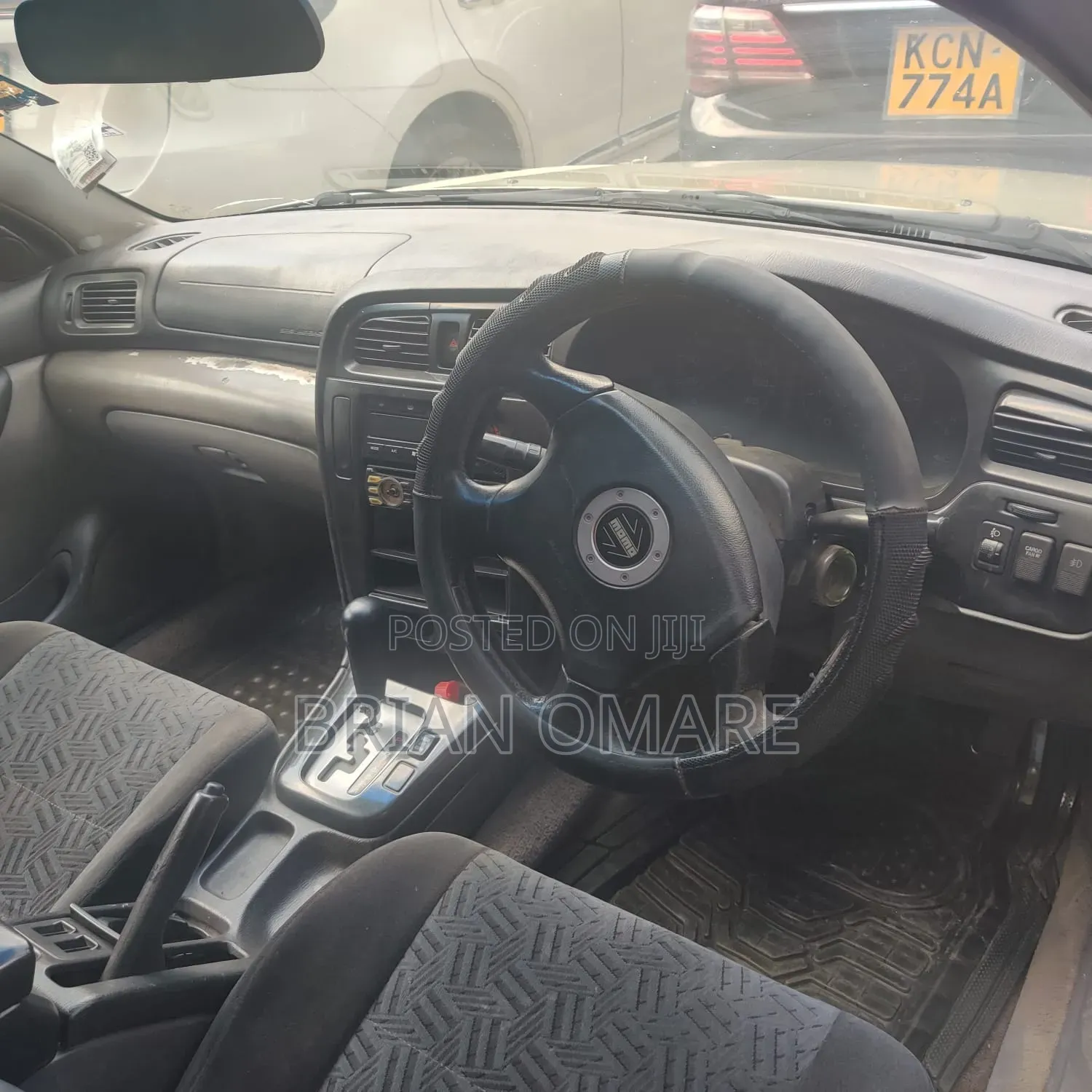 Subaru Legacy 2001 Gold