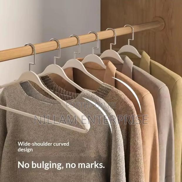 New Arc-Shaped Thickened Clothes Hanger 10 PCS - thumbnail 4