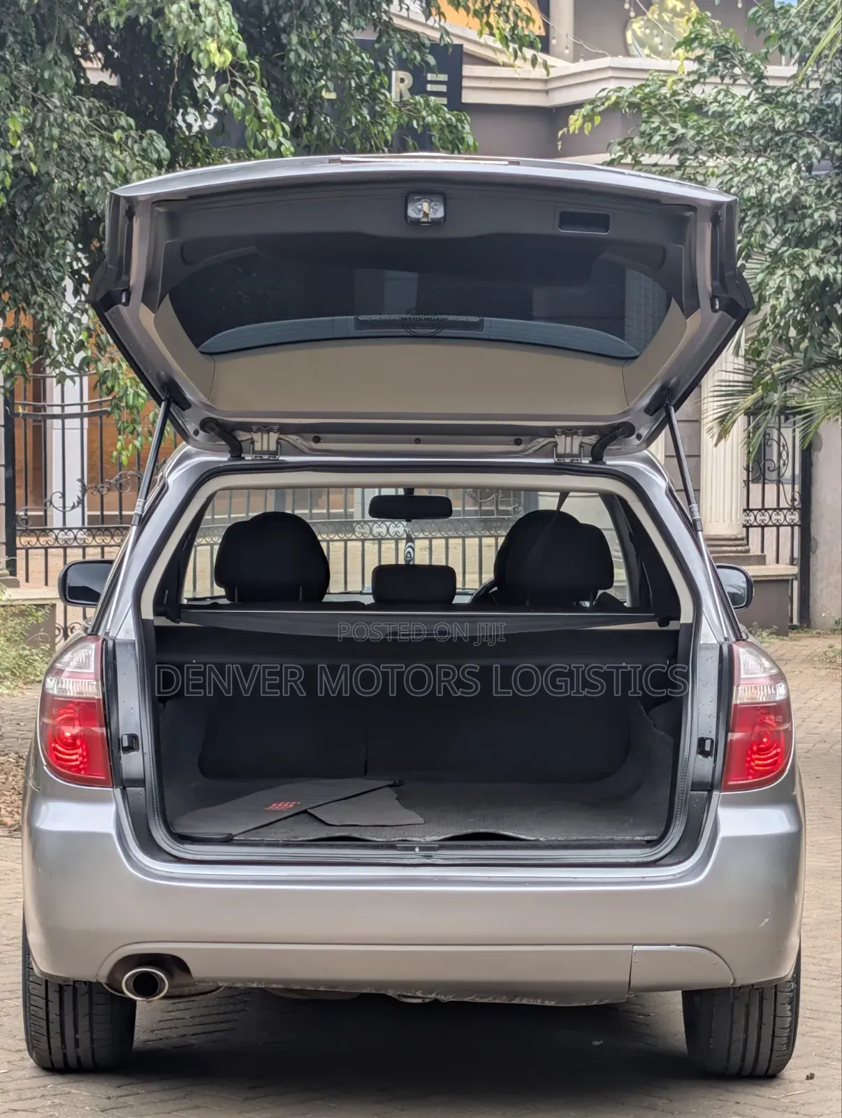 Subaru Legacy 2009 Silver