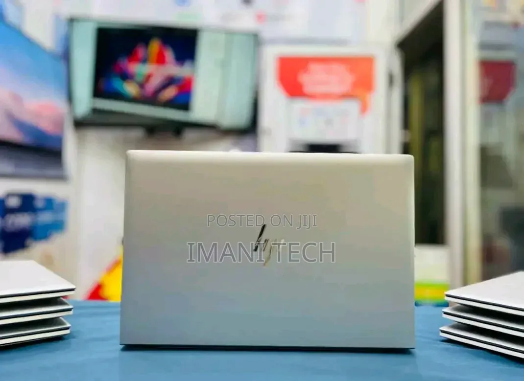 Laptop HP EliteBook 830 G8 16GB Intel Core i7 SSD 512GB