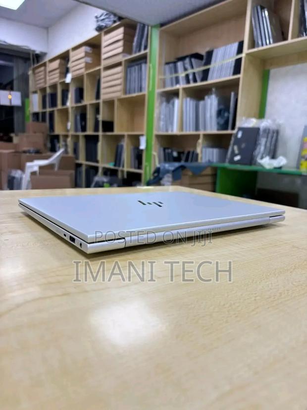 Laptop HP EliteBook 830 G8 16GB Intel Core i7 SSD 512GB - thumbnail 3