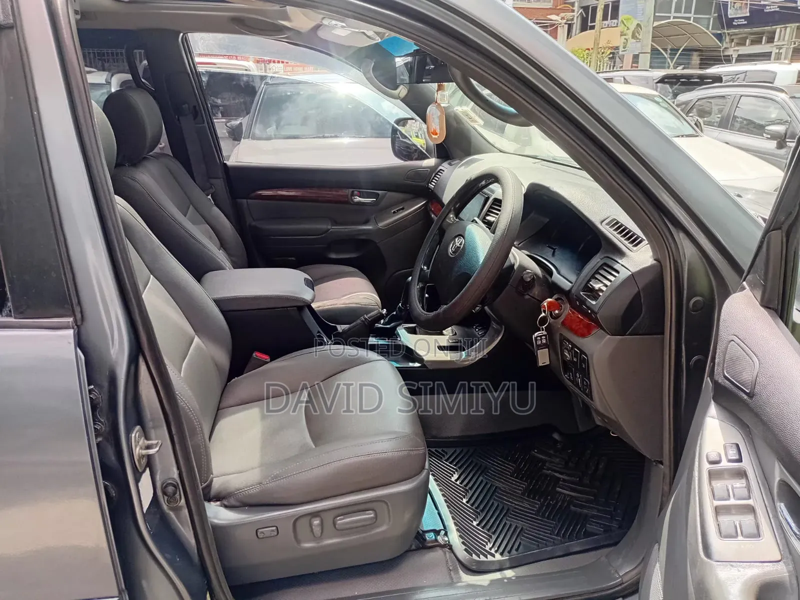 Toyota Land Cruiser Prado 2004 Gray
