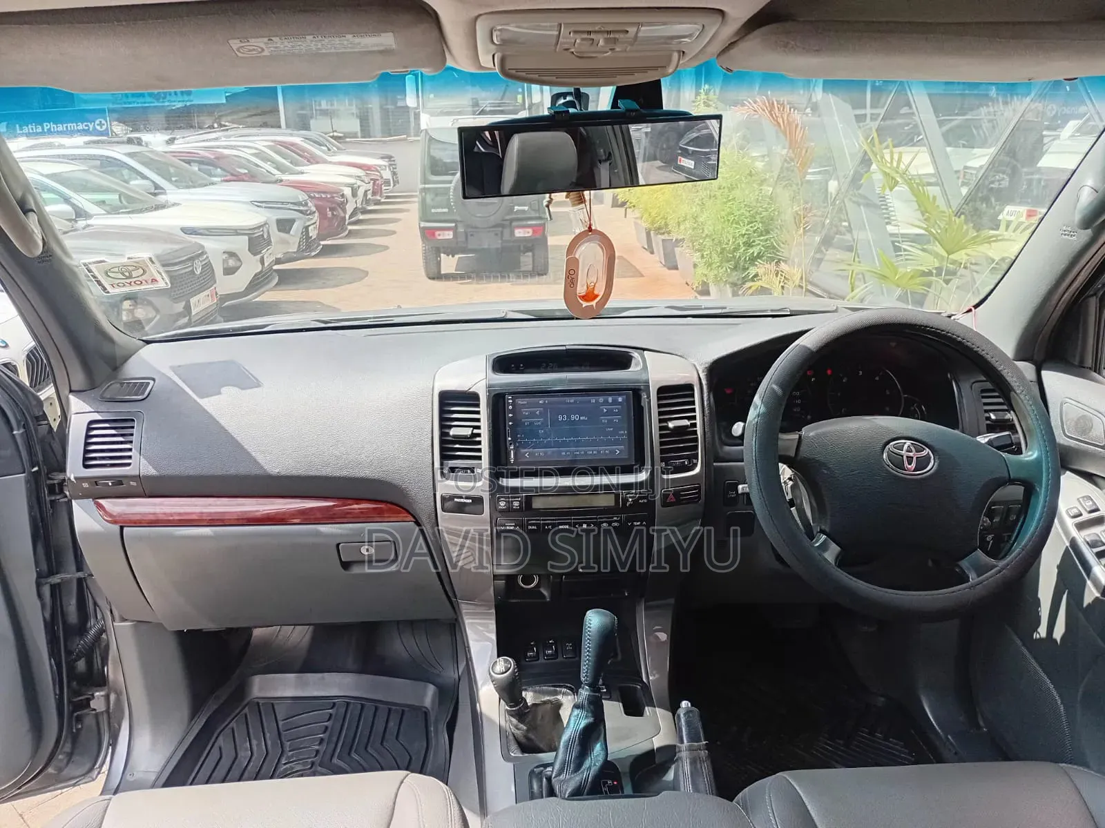 Toyota Land Cruiser Prado 2004 Gray